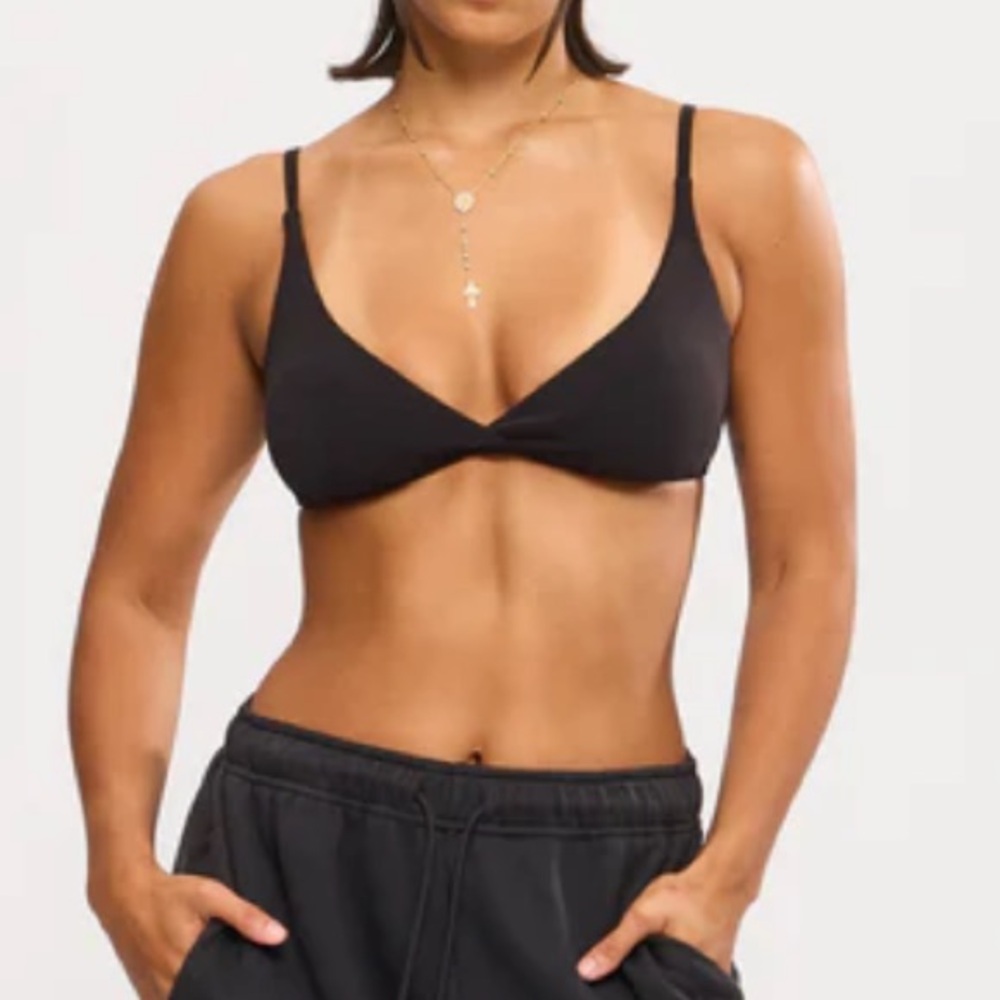 NWT Buffbunny Plunge Butter Bra Onyx Black Small - Picture 3 of 4